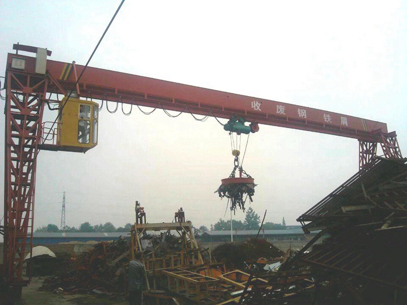 Scrapyard Electromagnet Gantry Crane