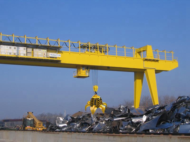 Grab Gantry Crane for Steel Scrap Yard