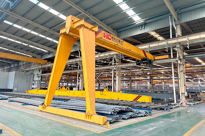 semi gantry crane.jpg semi gantry crane.jpg